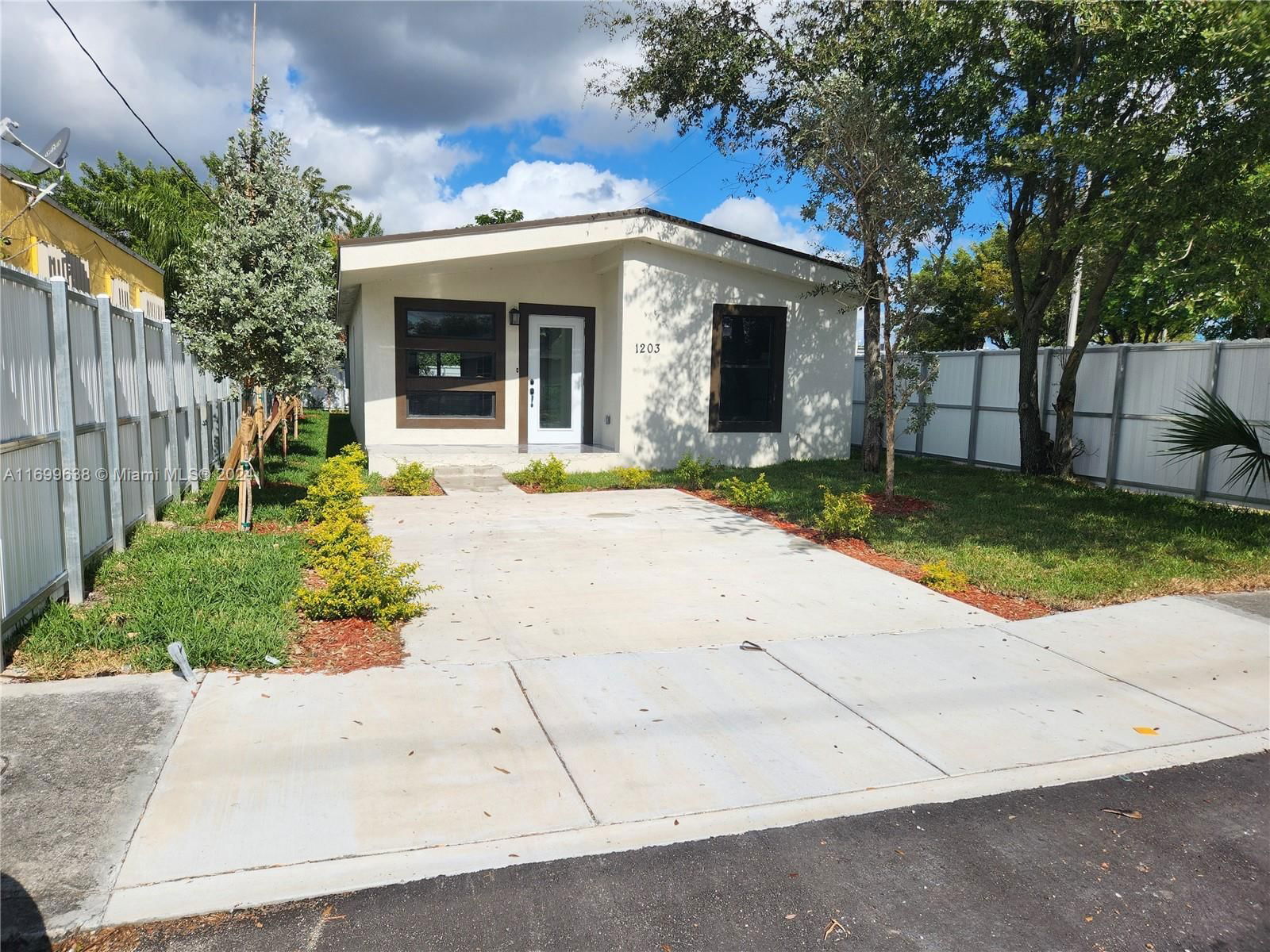 Real estate property located at 1203 51st Ter, Miami-Dade, PALM PARK AMD, Miami, FL