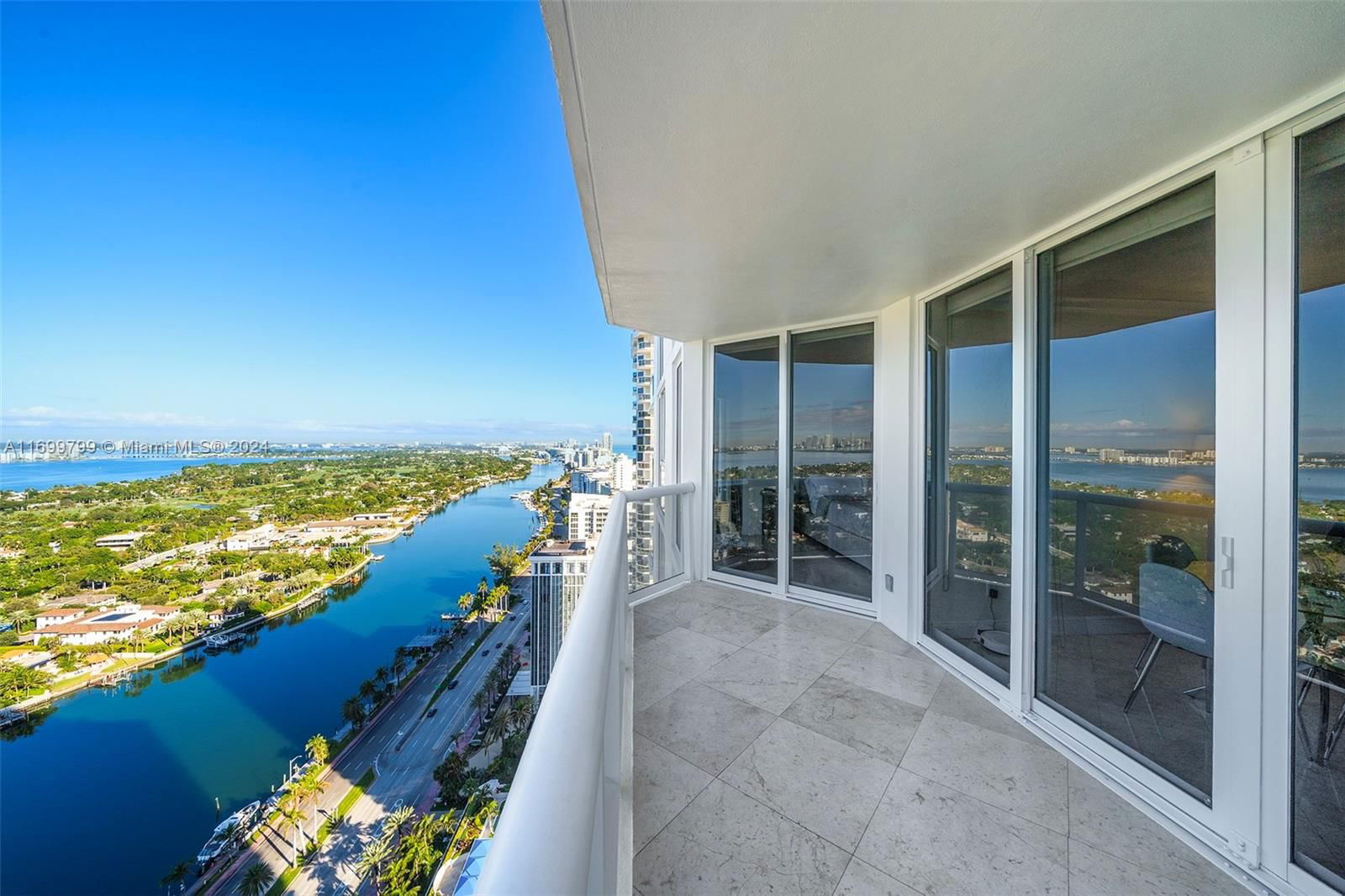 Real estate property located at 4775 Collins Ave #3406, Miami-Dade, GREEN DIAMOND CONDO, Miami Beach, FL