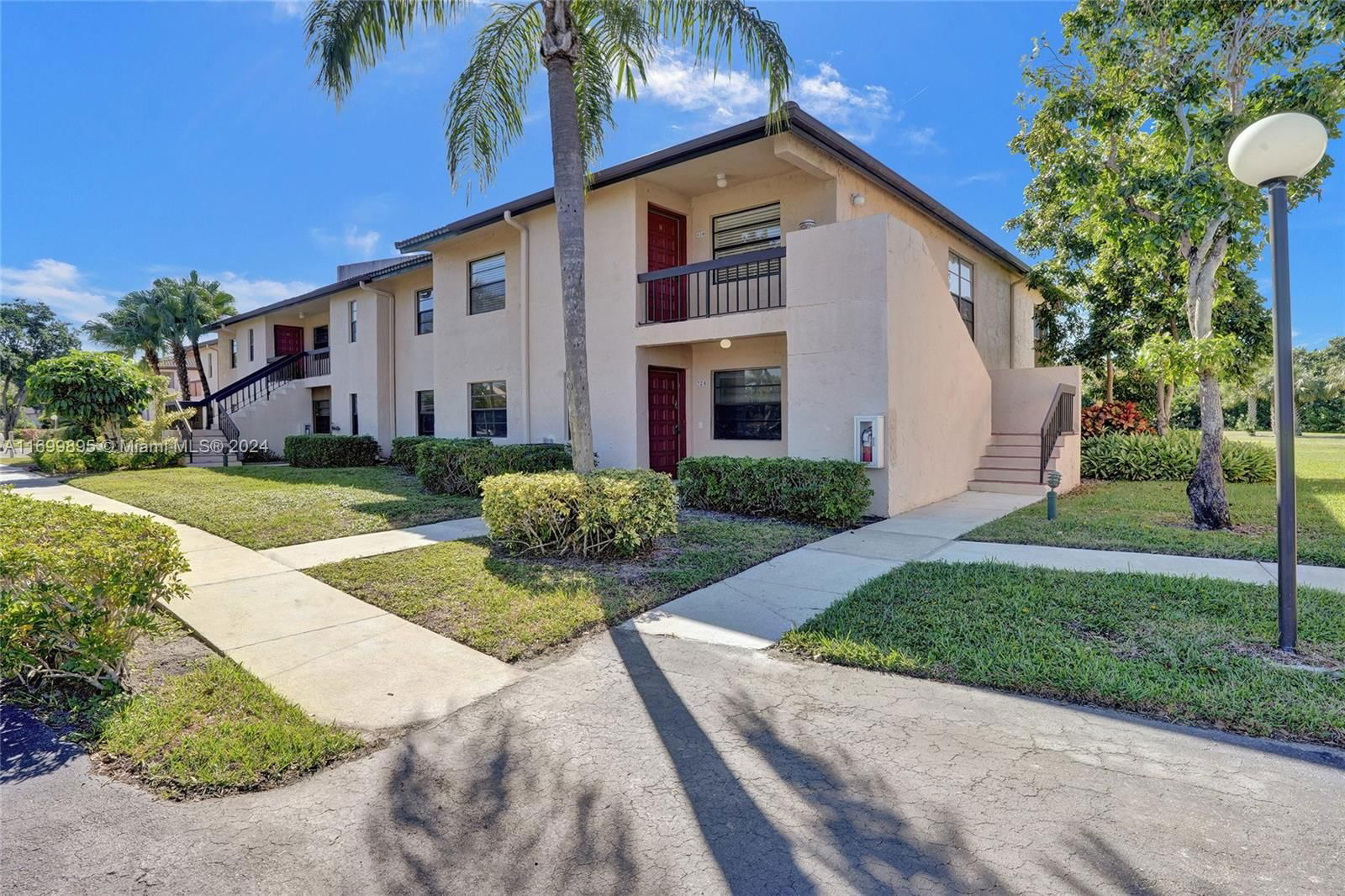 Real estate property located at 9280 Vista Del Lago G, Palm Beach, PINES OF BOCA LAGO CONDO, Boca Raton, FL