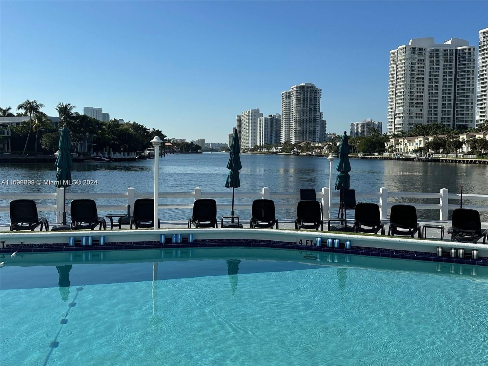 Real estate property located at 3209 Ocean Dr #4M, Broward, GOLDEN BAY TOWERS CO-OP, Hallandale Beach, FL