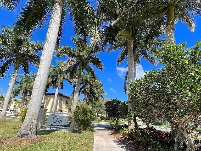 Real estate property located at 2928 2nd St #7, Miami-Dade, FIJI CONDO NO 2, Homestead, FL