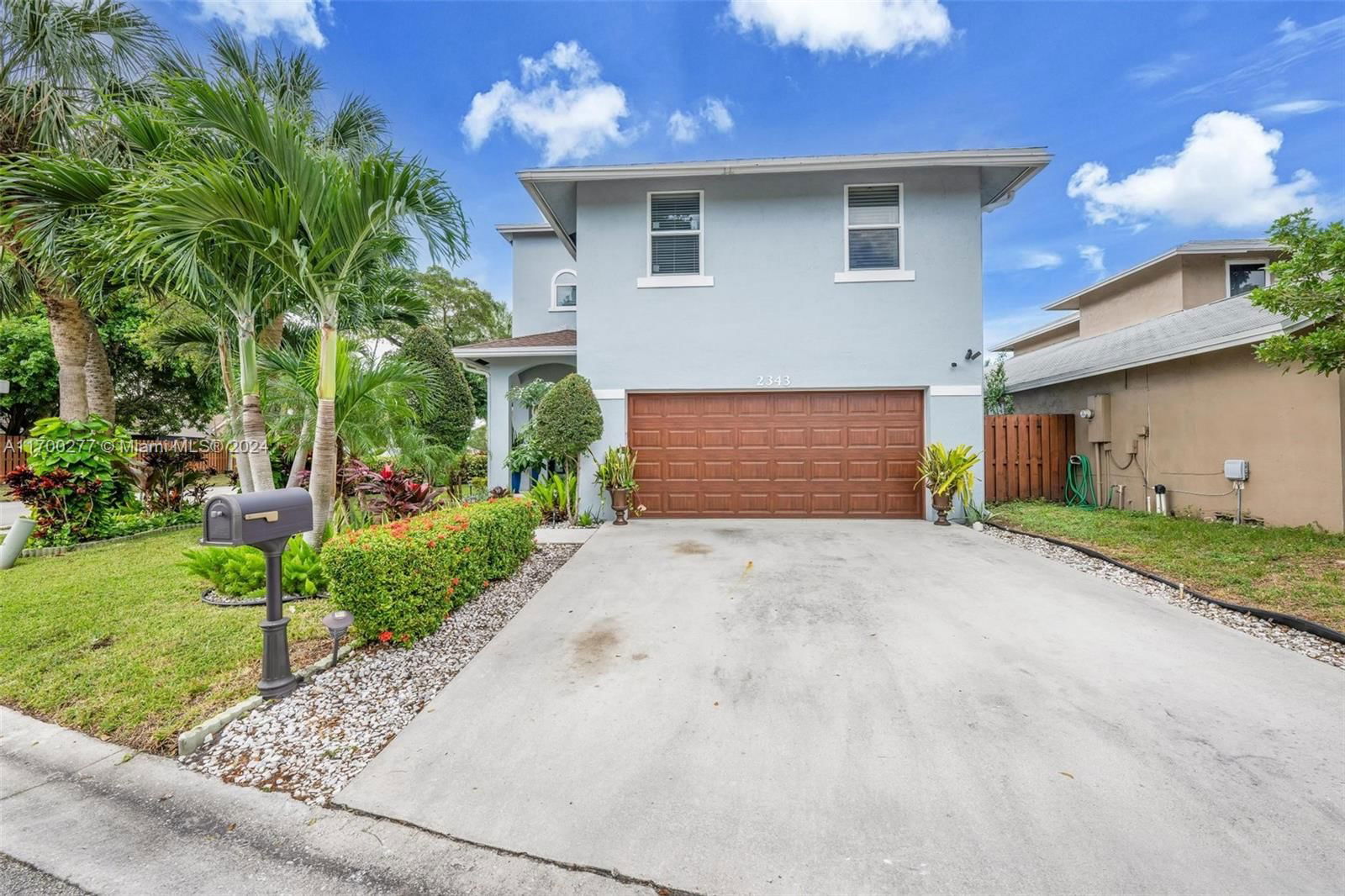 Real estate property located at 2343 34th Way, Broward, LAKEVIEW HOMES AT CENTURA, Coconut Creek, FL