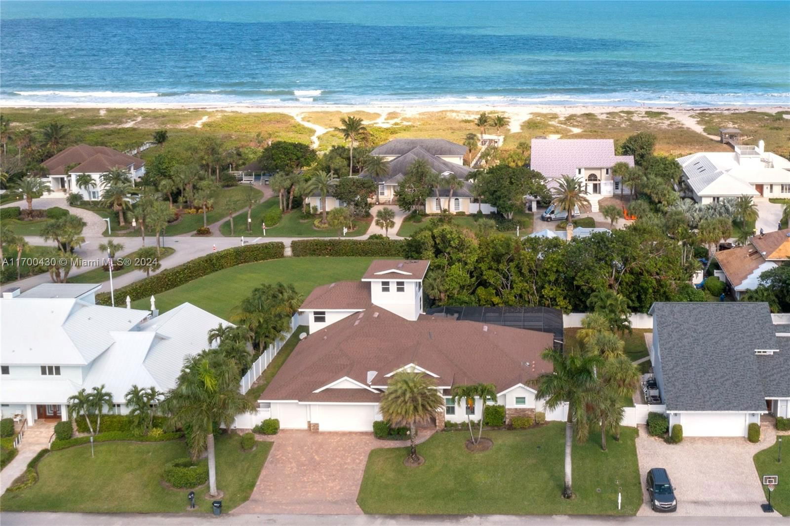 Real estate property located at 1130 Near Ocean Dr, Indian River, CASTAWAY COVE WAVE THREE, Vero Beach, FL