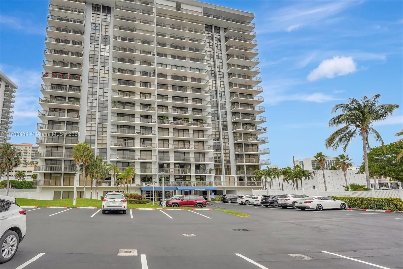 Real estate property located at 3031 Ocean Blvd #306, Broward, GALT OCEAN TERRACE CONDO, Fort Lauderdale, FL