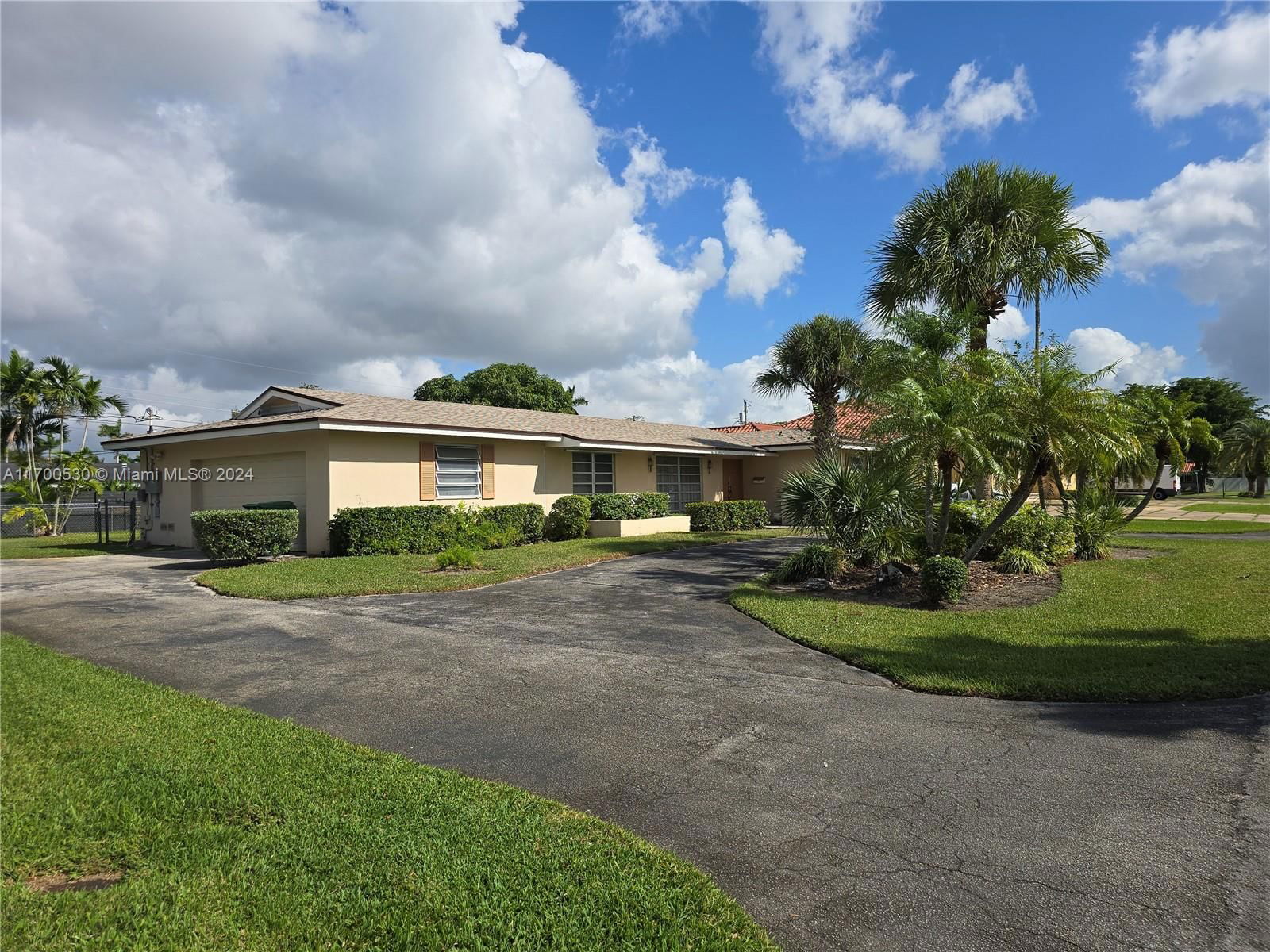 Real estate property located at 8251 87th Ter, Miami-Dade, KENDALL POINT, Miami, FL