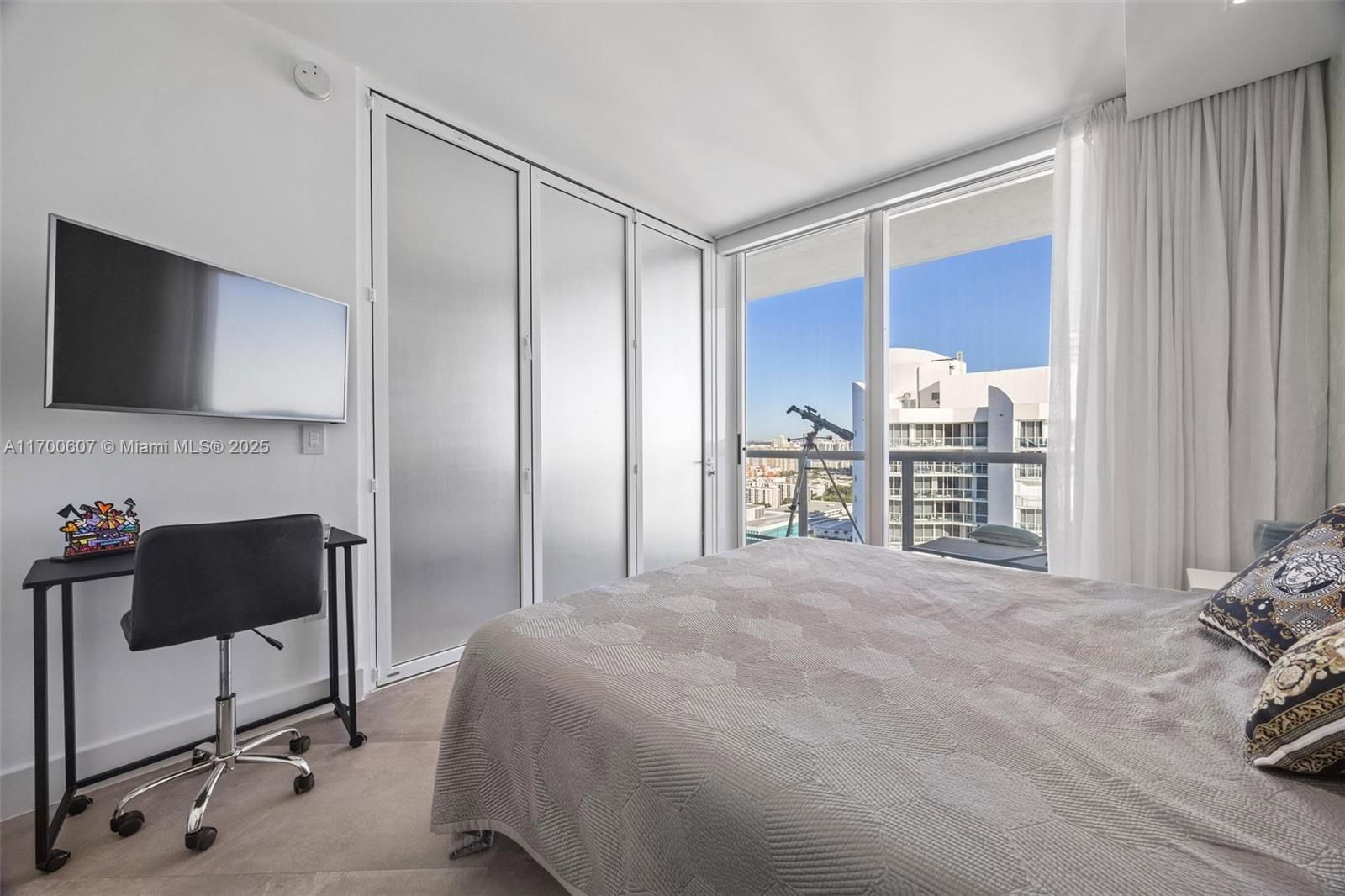Real estate property located at 16425 Collins Ave OS15A, Miami-dade, Oceania I Condo, Sunny Isles Beach, FL