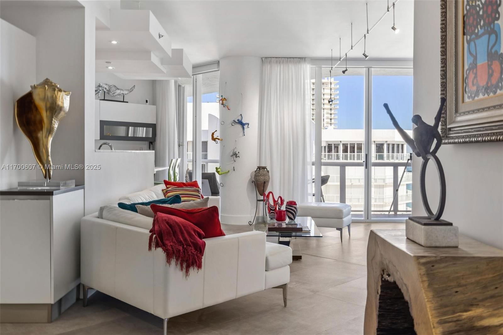 Real estate property located at 16425 Collins Ave OS15A, Miami-dade, Oceania I Condo, Sunny Isles Beach, FL