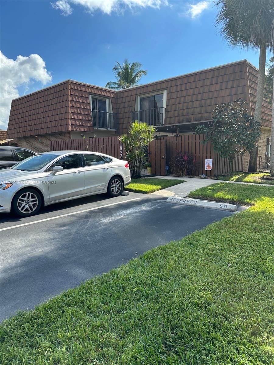 Real estate property located at 11926 11th Ct #11926, Broward, C H E ACRES, Davie, FL