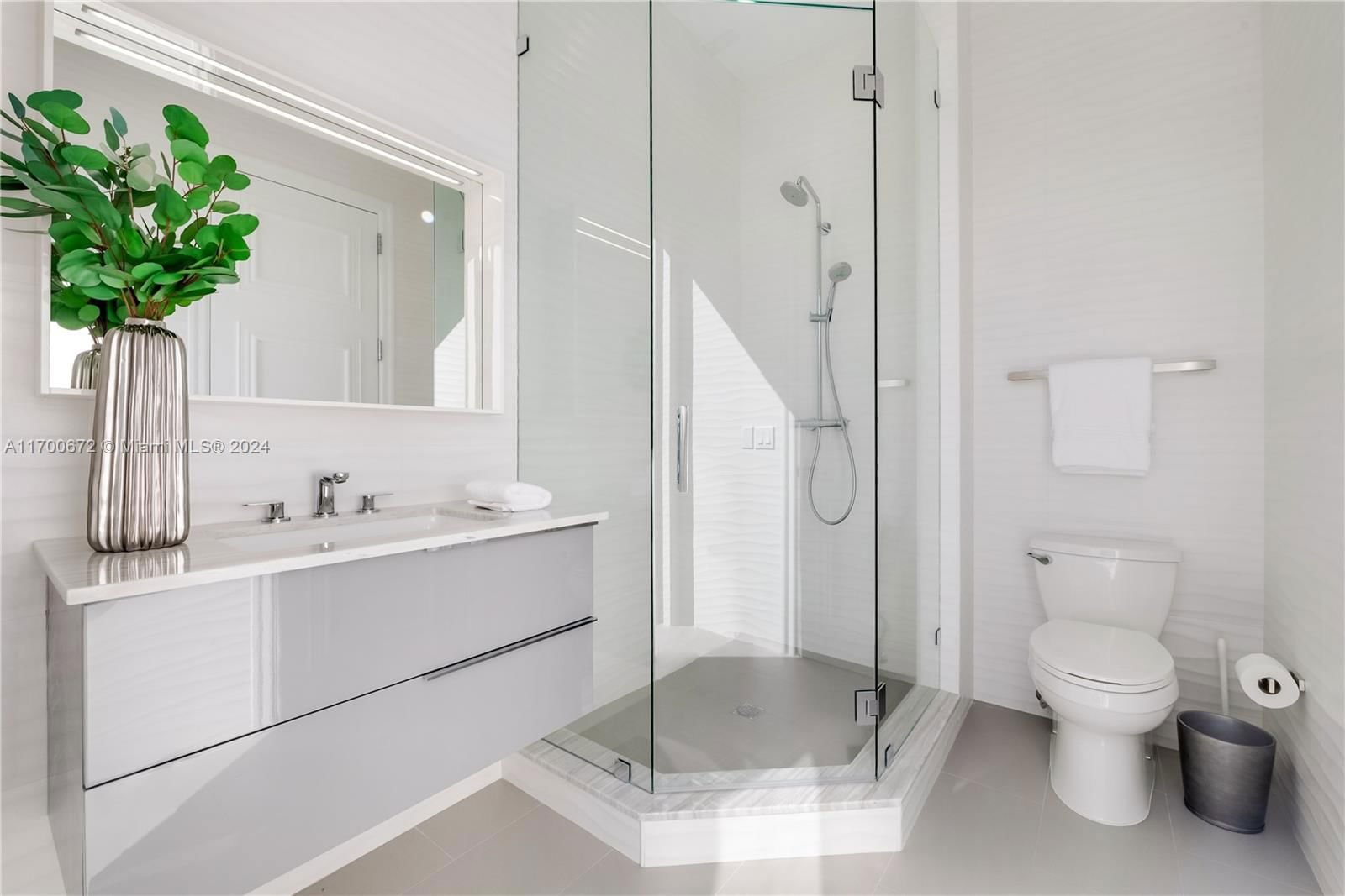 Real estate property located at 13693 Deering Bay Dr, Miami-dade, Deering Bay Estates, Coral Gables, FL
