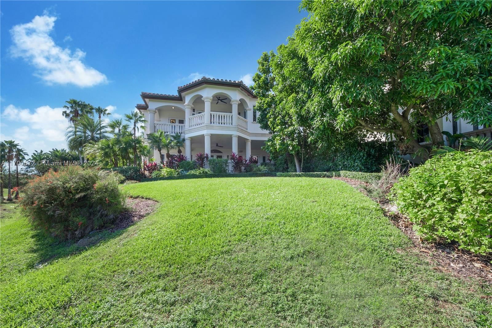 Real estate property located at 13693 Deering Bay Dr, Miami-dade, Deering Bay Estates, Coral Gables, FL