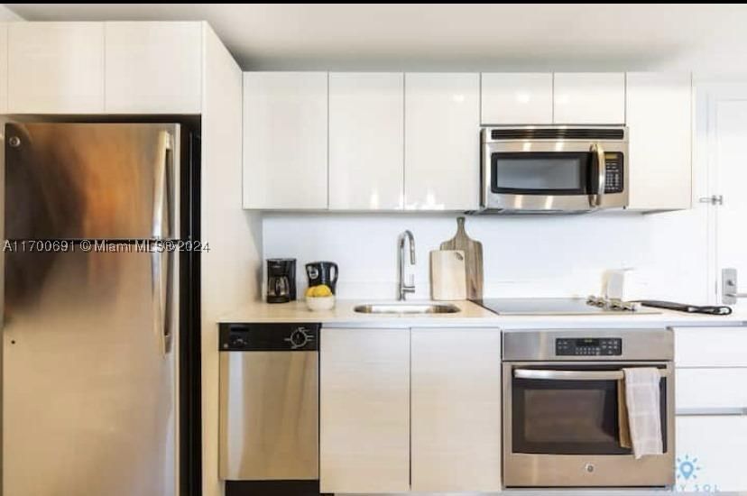 Real estate property located at 2602 Hallandale Beach Blvd R508, Broward, Beachwalk Condominium, Hallandale Beach, FL