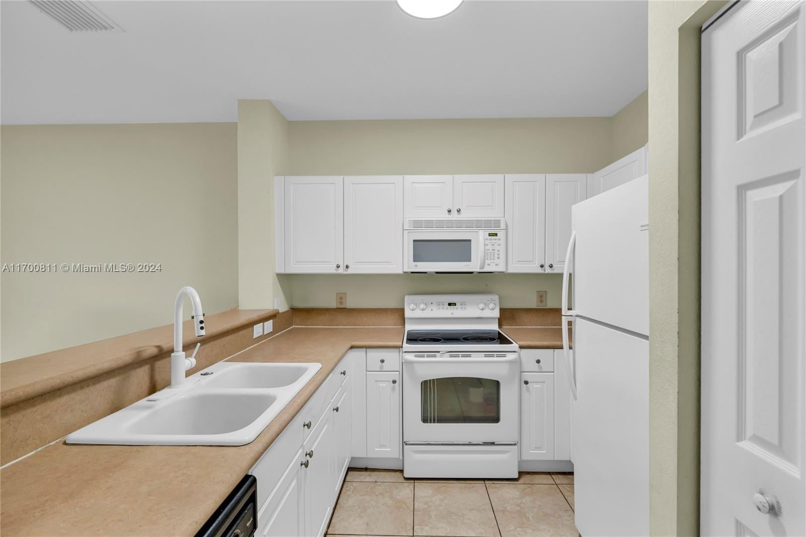 Real estate property located at 230 29th Ave #26, Miami-dade, Fiji Condo No 2, Homestead, FL
