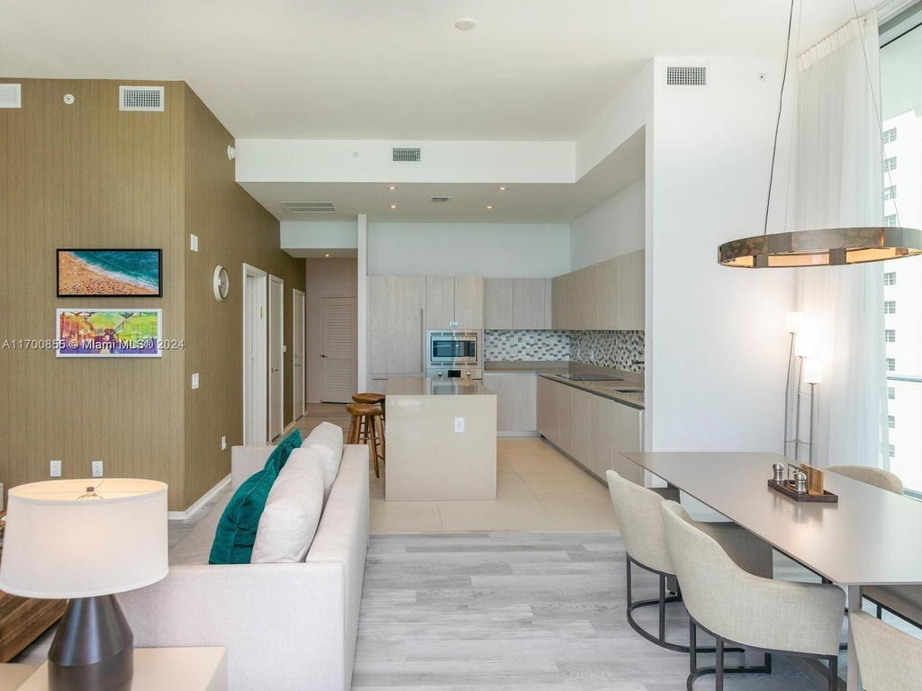 Real estate property located at 4111 Ocean Dr #601, Broward, 4111 South Ocean Drive Co, Hollywood, FL