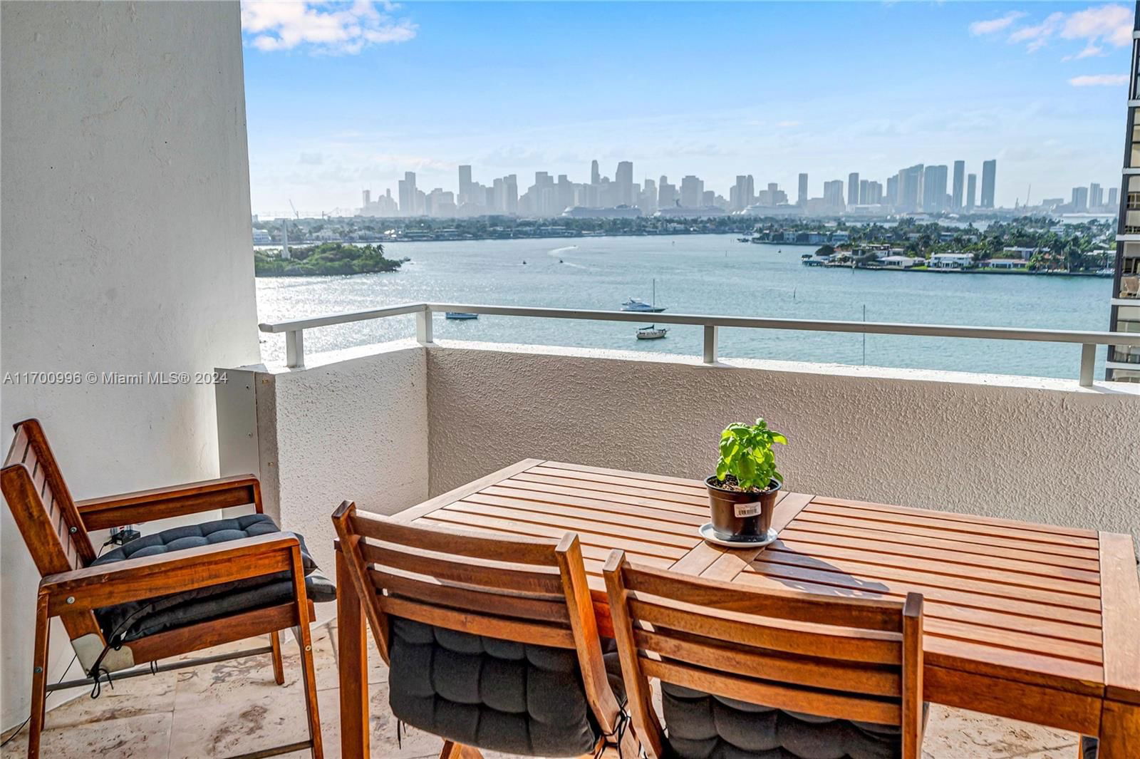 Real estate property located at 11 Island Ave #1403, Miami-dade, Costa Brava Condo, Miami Beach, FL
