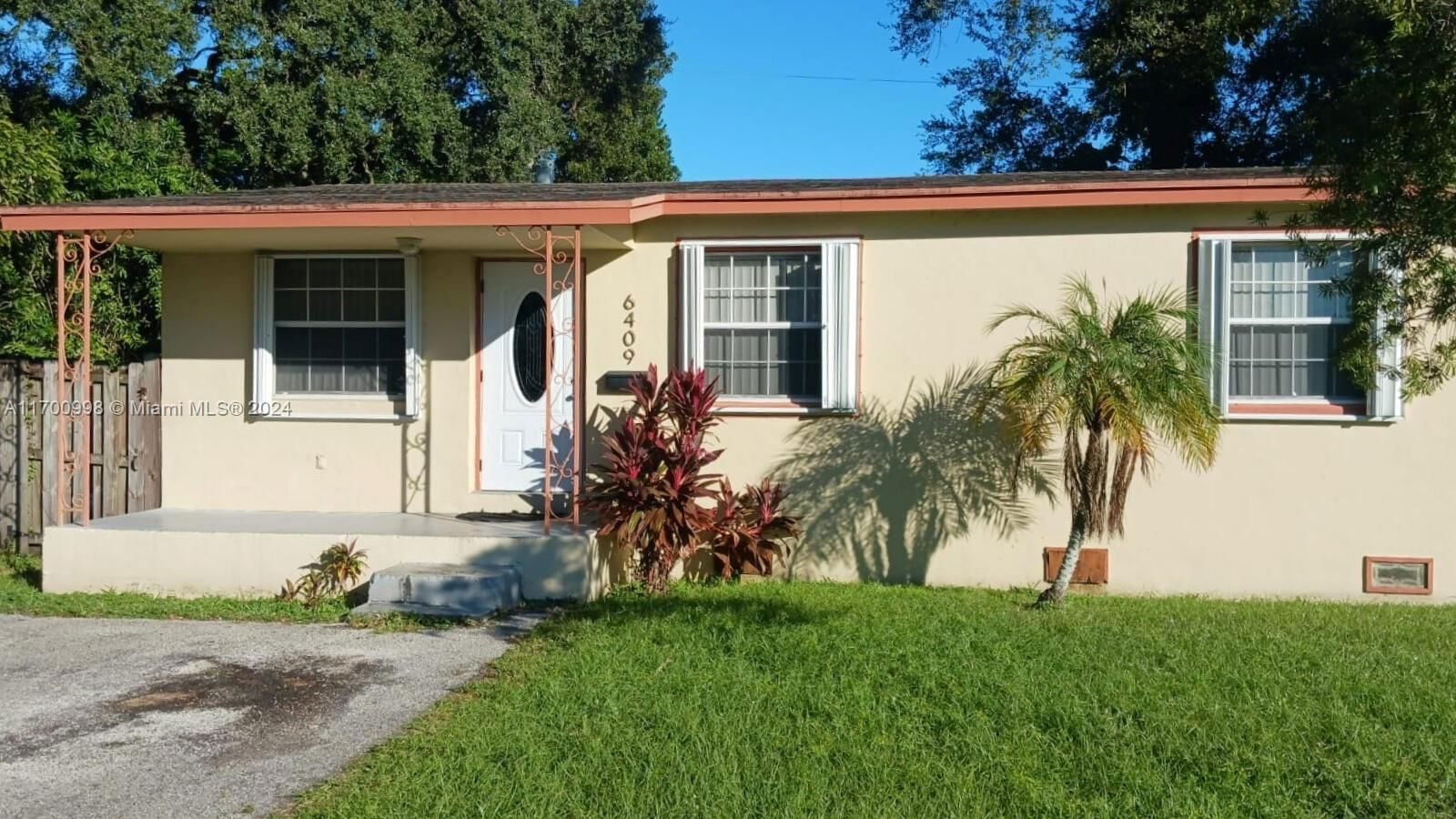 Real estate property located at 6409 Perry St, Broward, LINWOOD GARDENS NO 2, Hollywood, FL