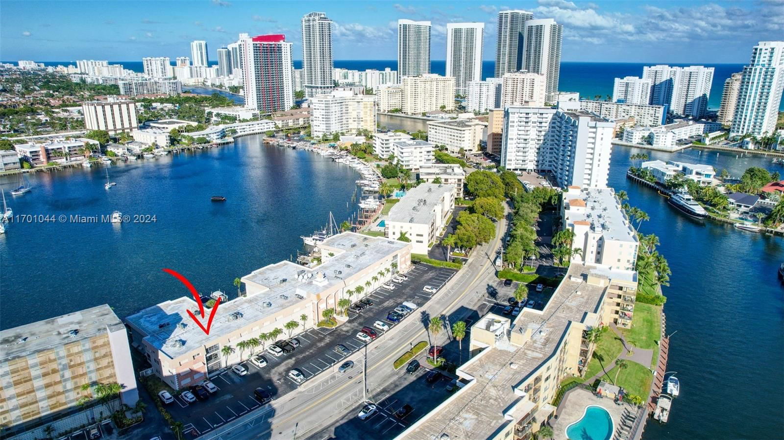 Real estate property located at 300 Golden Isles Dr #204, Broward, PARADISE HARBOUR APTS CO-, Hallandale Beach, FL