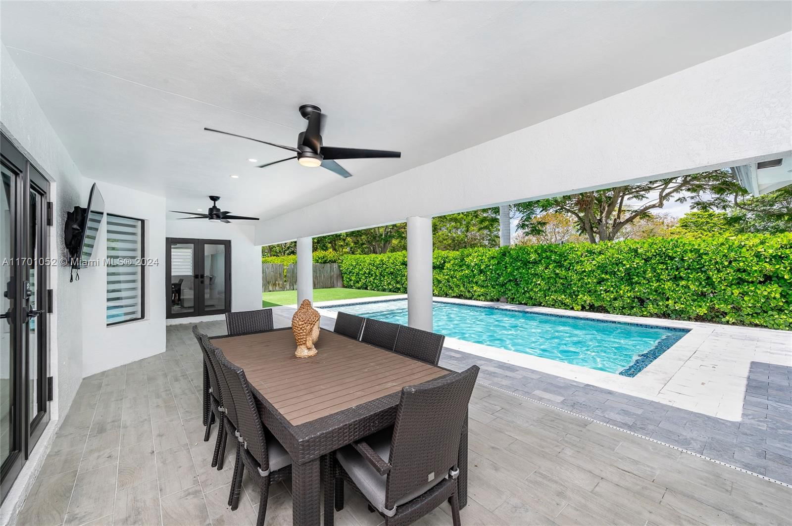 Real estate property located at 9701 56th Ter, Miami-dade, Millers Glen Sub, Miami, FL