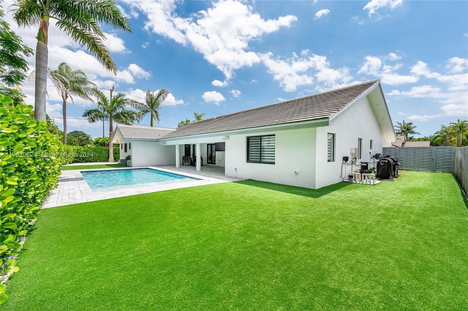 Real estate property located at 9701 56th Ter, Miami-dade, Millers Glen Sub, Miami, FL