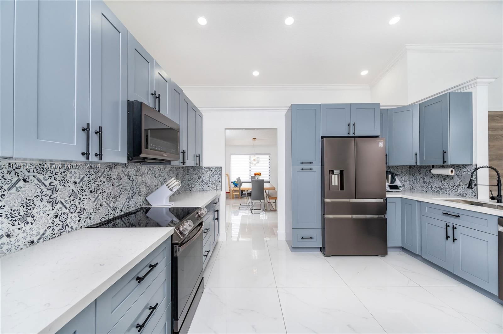 Real estate property located at 9701 56th Ter, Miami-dade, Millers Glen Sub, Miami, FL