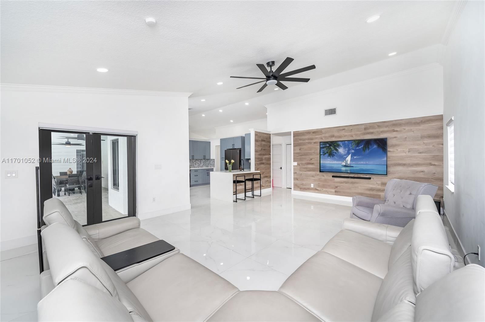 Real estate property located at 9701 56th Ter, Miami-dade, Millers Glen Sub, Miami, FL