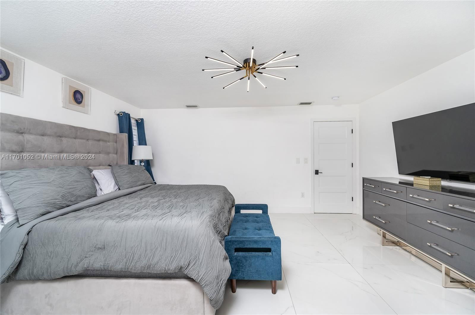 Real estate property located at 9701 56th Ter, Miami-dade, Millers Glen Sub, Miami, FL