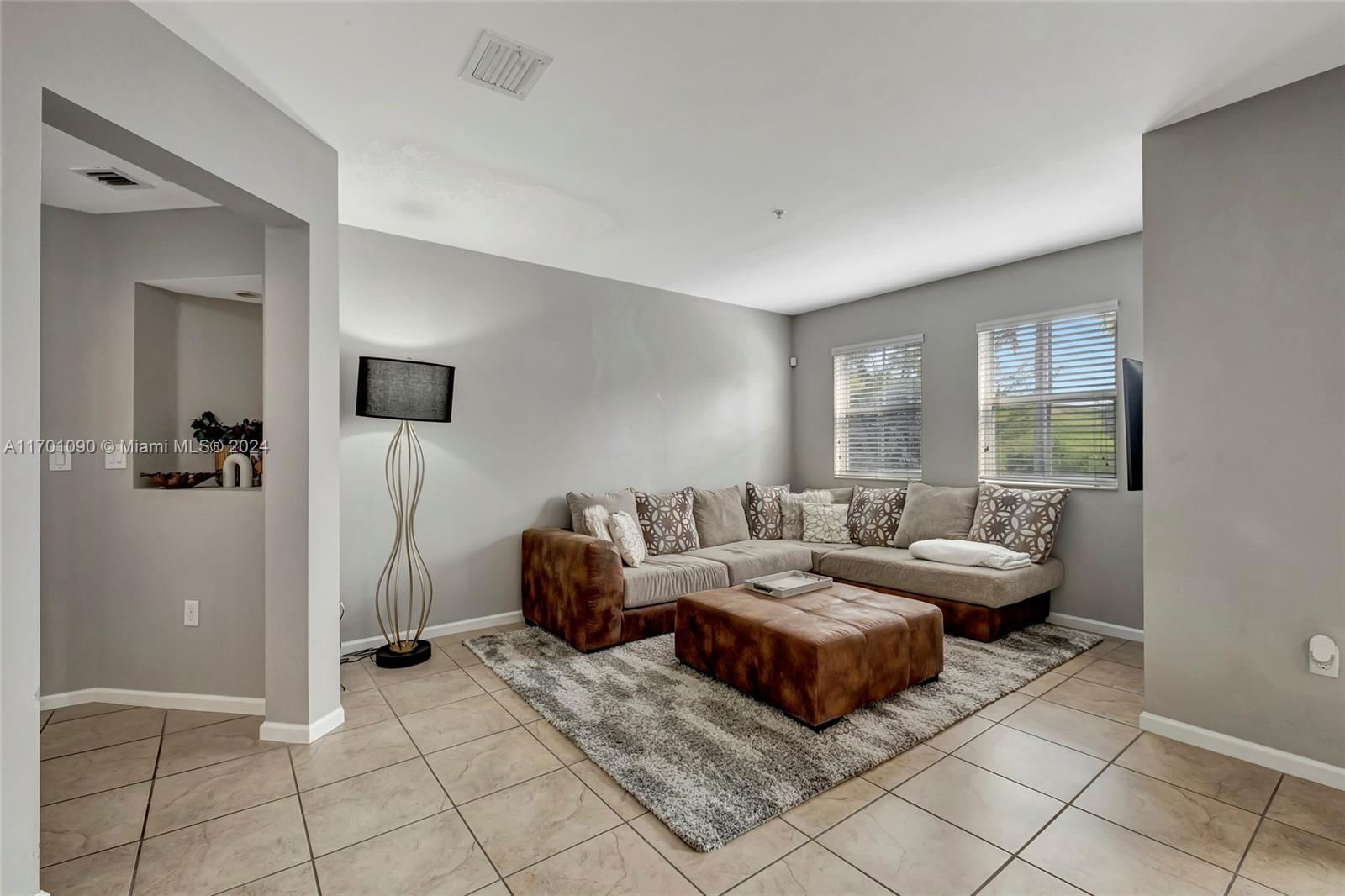 Real estate property located at 8900 97th Ave #208, Miami-dade, St Maarten At Grand Bay, Doral, FL