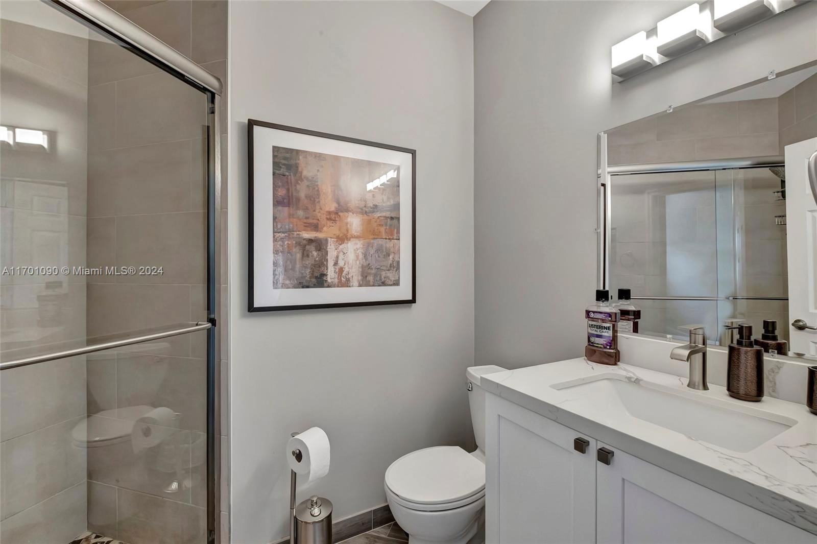 Real estate property located at 8900 97th Ave #208, Miami-dade, St Maarten At Grand Bay, Doral, FL