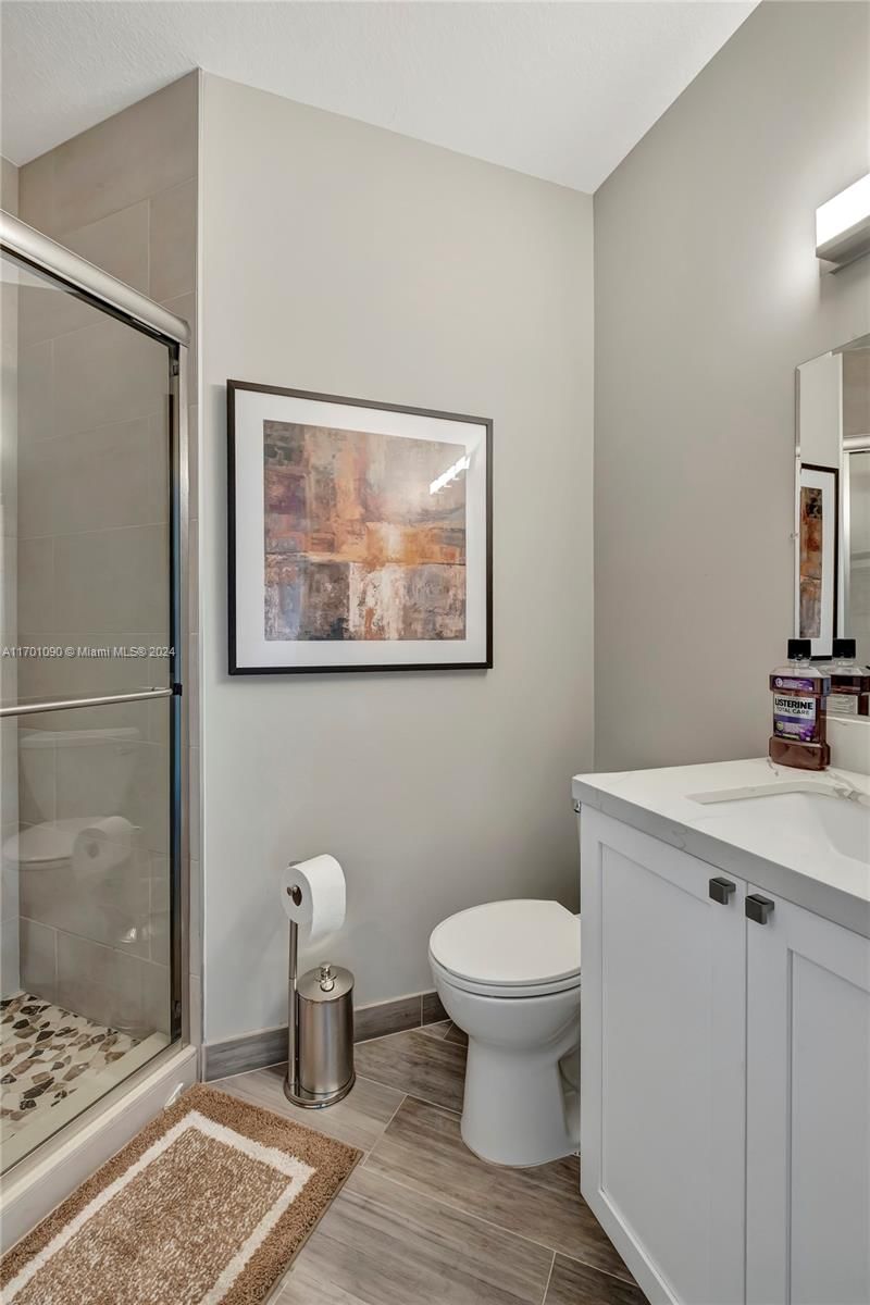 Real estate property located at 8900 97th Ave #208, Miami-dade, St Maarten At Grand Bay, Doral, FL