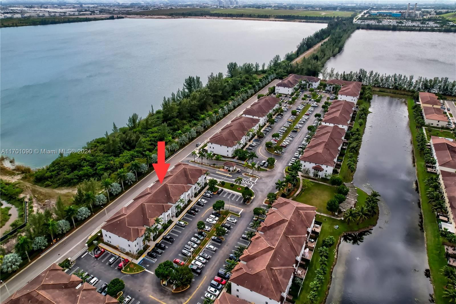 Real estate property located at 8900 97th Ave #208, Miami-dade, St Maarten At Grand Bay, Doral, FL