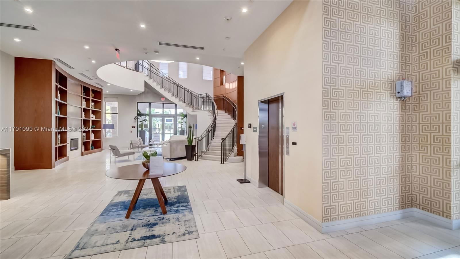 Real estate property located at 8900 97th Ave #208, Miami-dade, St Maarten At Grand Bay, Doral, FL