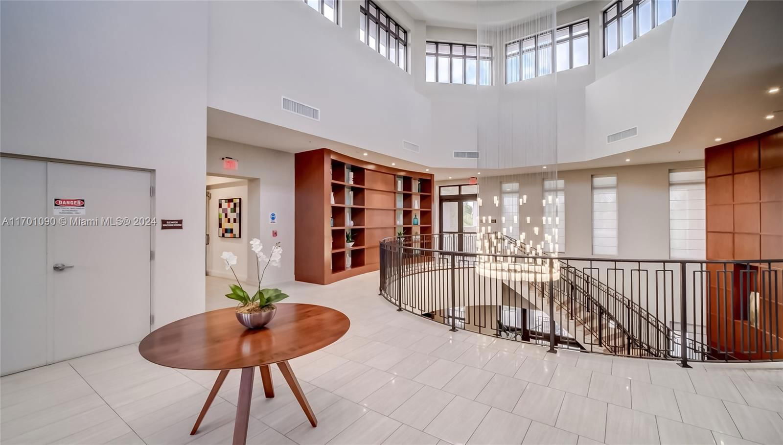 Real estate property located at 8900 97th Ave #208, Miami-dade, St Maarten At Grand Bay, Doral, FL