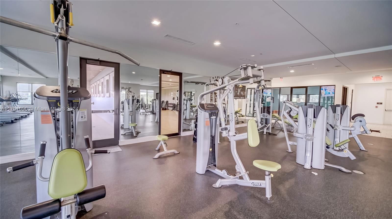 Real estate property located at 8900 97th Ave #208, Miami-dade, St Maarten At Grand Bay, Doral, FL