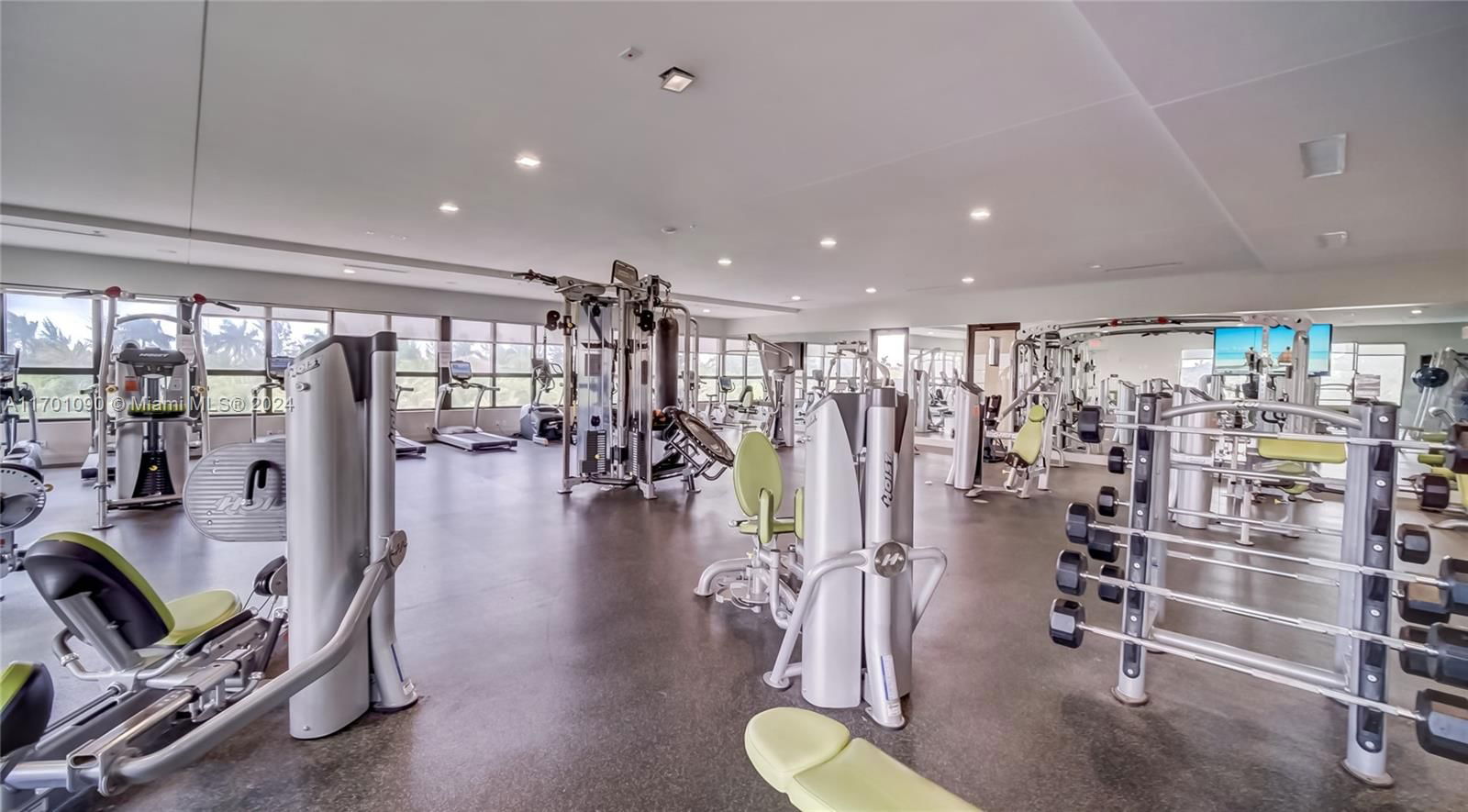 Real estate property located at 8900 97th Ave #208, Miami-dade, St Maarten At Grand Bay, Doral, FL