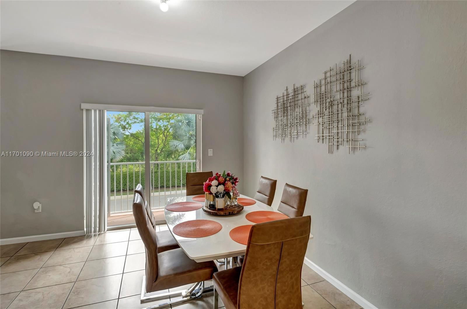 Real estate property located at 8900 97th Ave #208, Miami-dade, St Maarten At Grand Bay, Doral, FL