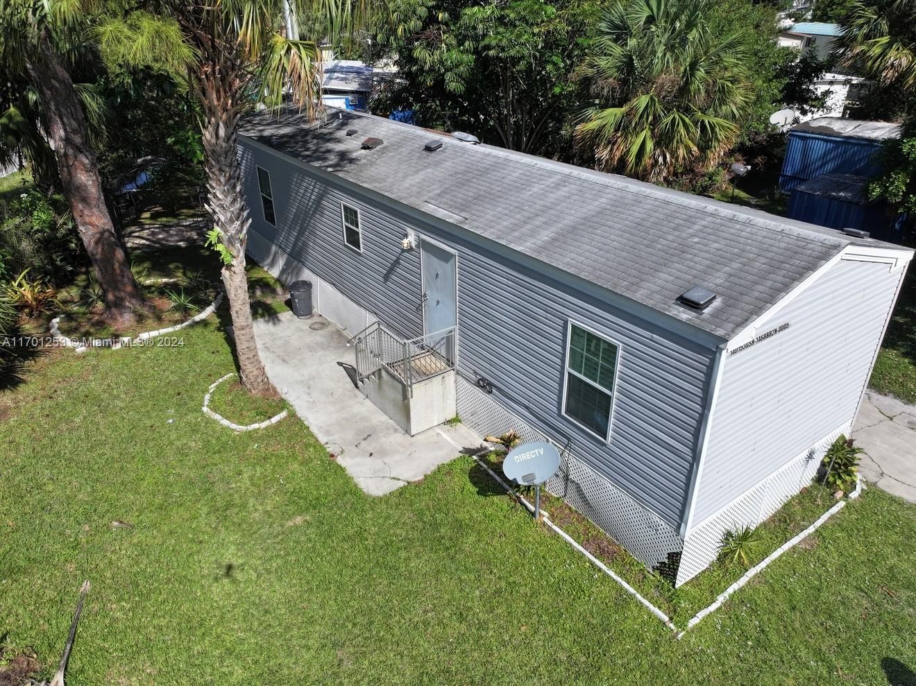 Real estate property located at 3200 7th S St, St Lucie, MARAVILLA GARDENS SUBDIVI, Fort Pierce, FL