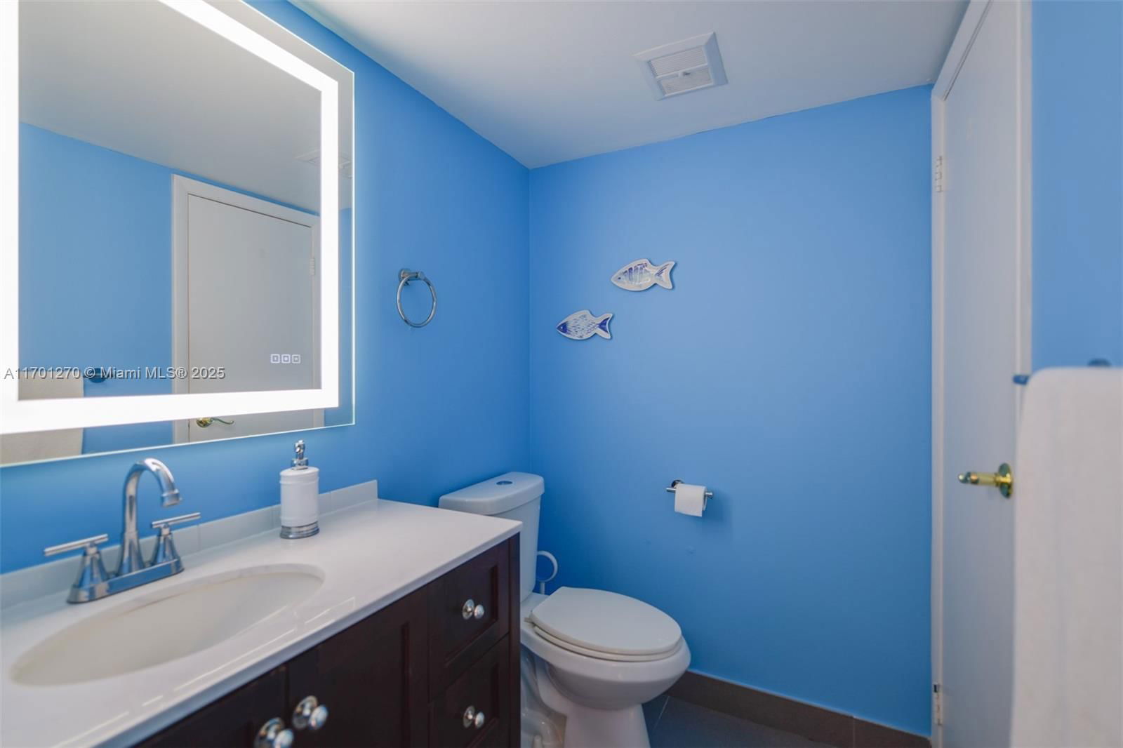 Real estate property located at 20379 Country Club Dr #2435, Miami-dade, Coronado Condo- Tower Ii, Aventura, FL