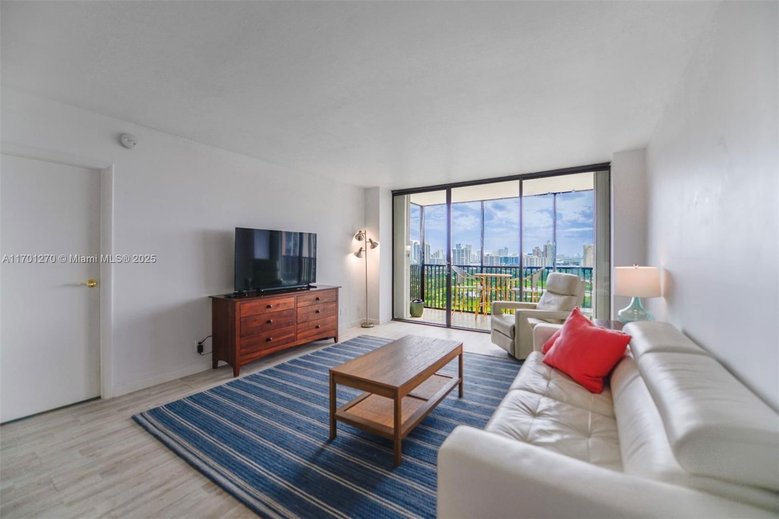Real estate property located at 20379 Country Club Dr #2435, Miami-dade, Coronado Condo- Tower Ii, Aventura, FL