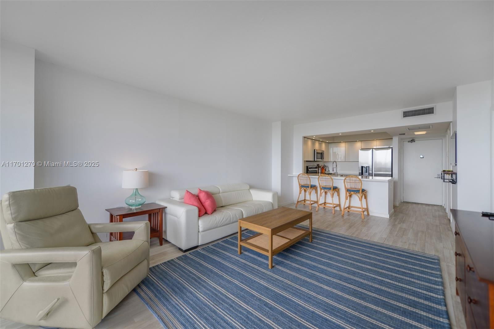 Real estate property located at 20379 Country Club Dr #2435, Miami-dade, Coronado Condo- Tower Ii, Aventura, FL