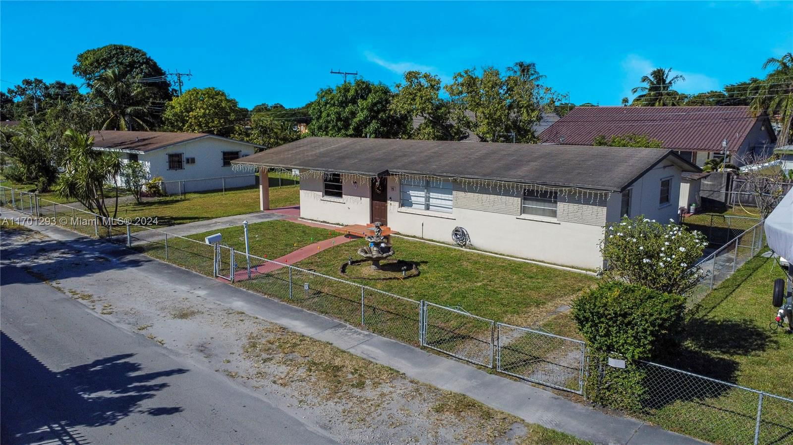 Real estate property located at 75 36th Pl, Miami-Dade, SUB OF PB 7-113, Hialeah, FL