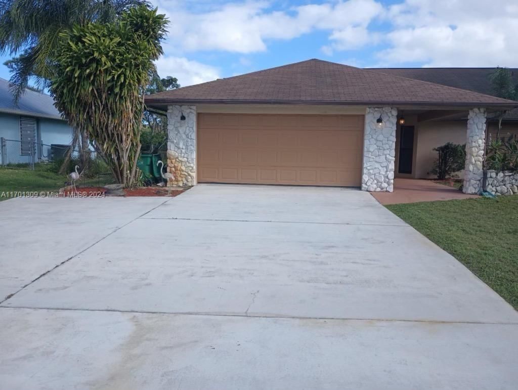 Real estate property located at 1315 Floresta Dr, St Lucie, PORT ST LUCIE SECTION 3, Port St. Lucie, FL