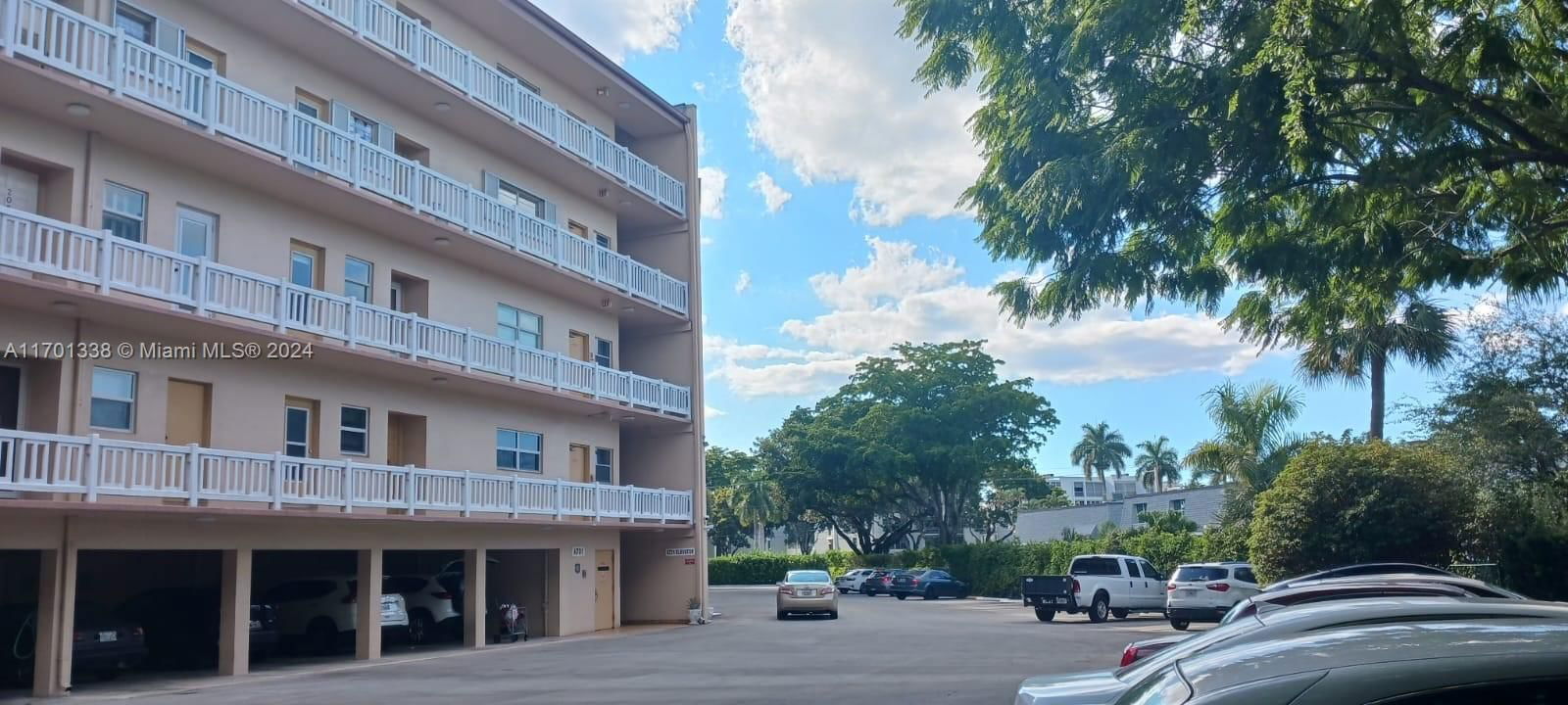 Real estate property located at 6731 Cypress Rd #310, Broward, PLANTATION TERRACE CONDO, Plantation, FL