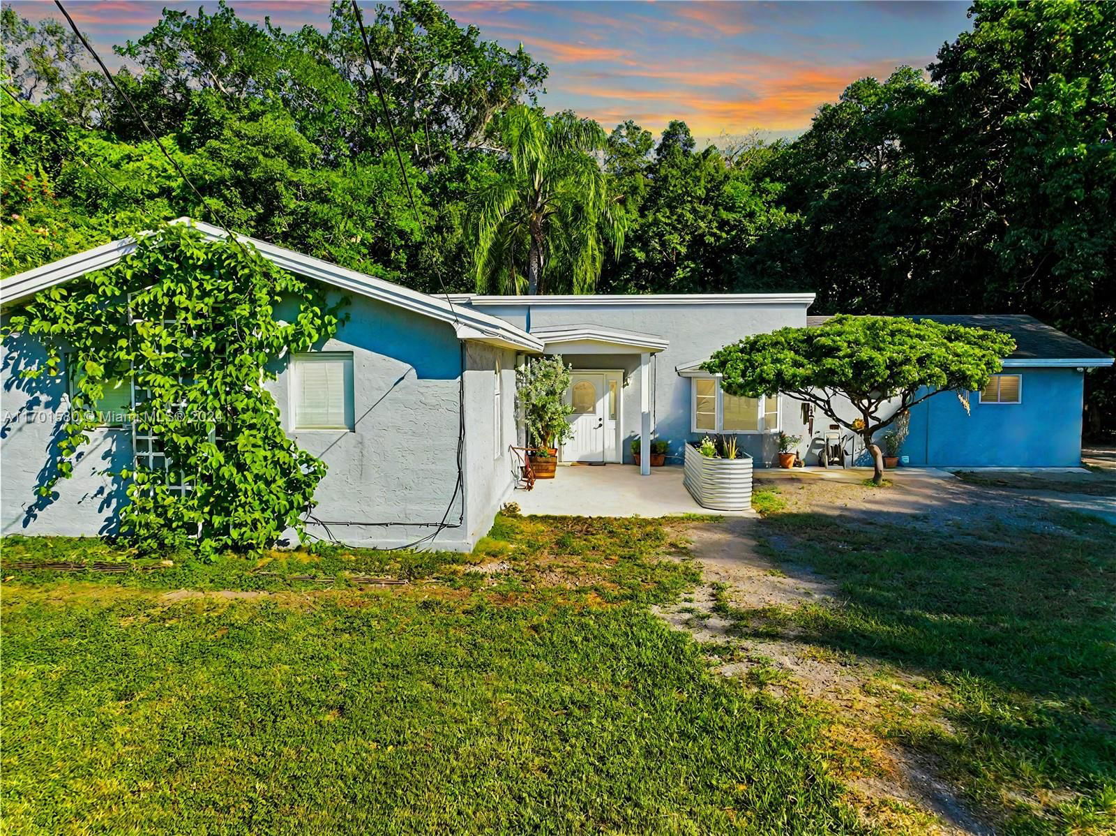 Real estate property located at 28595 172nd Ave, Miami-Dade, REDLANDS, Homestead, FL