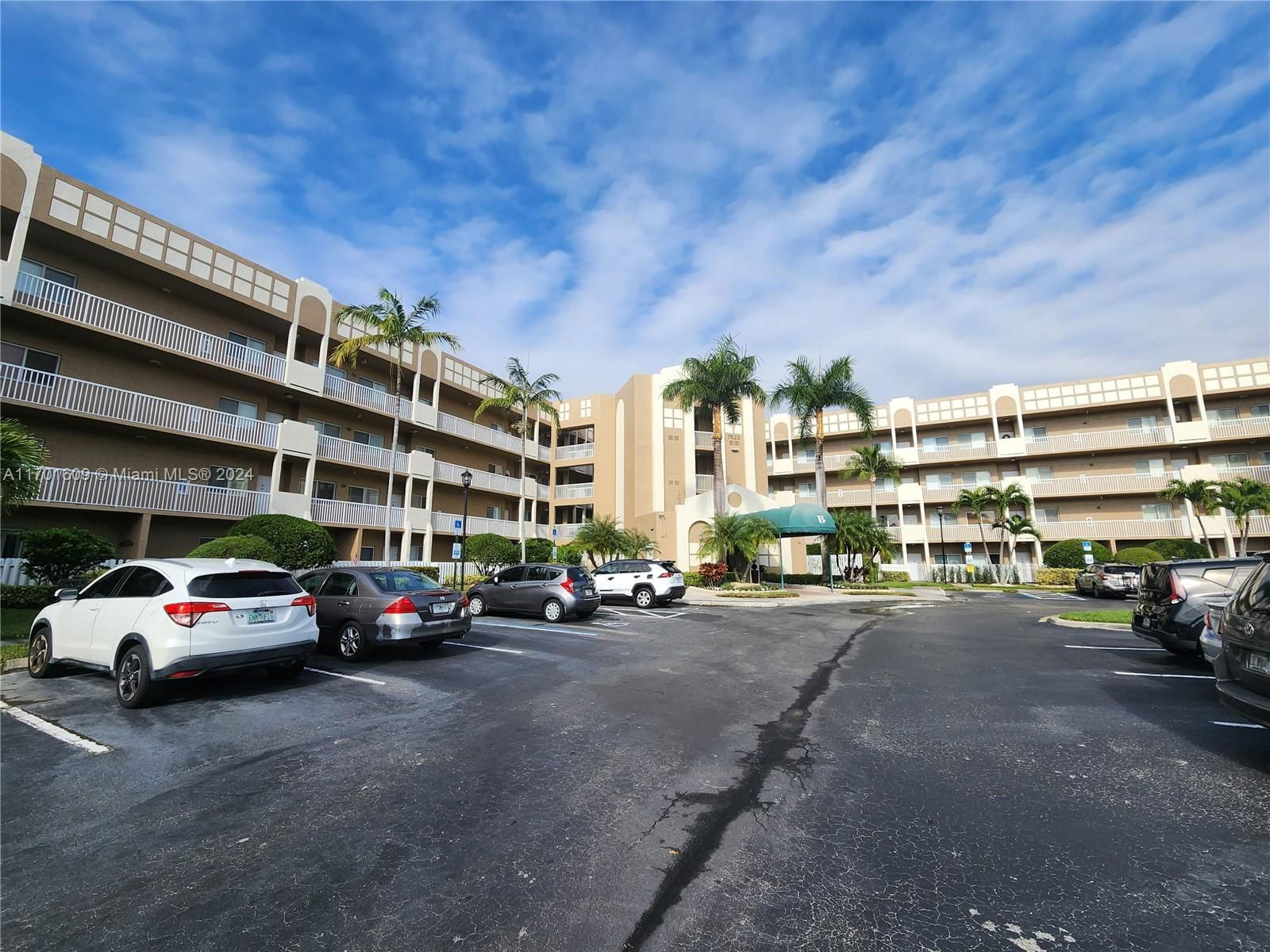 Real estate property located at 7623 Southampton Ter #201, Broward, SOUTHAMPTON CONDOMINIUM, Tamarac, FL