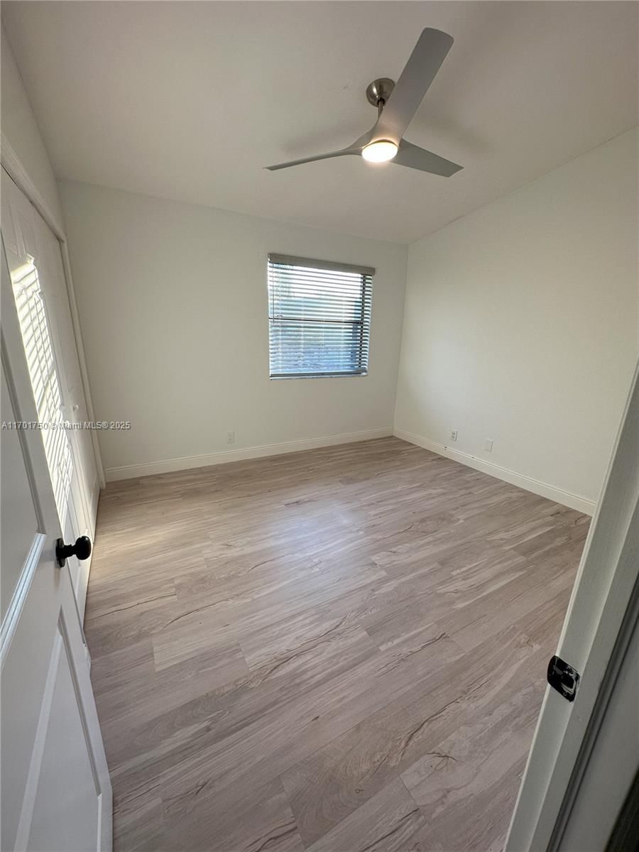 Real estate property located at 9767 Riverside Dr #72-2, Broward, Oakwood On The Green Cond, Coral Springs, FL