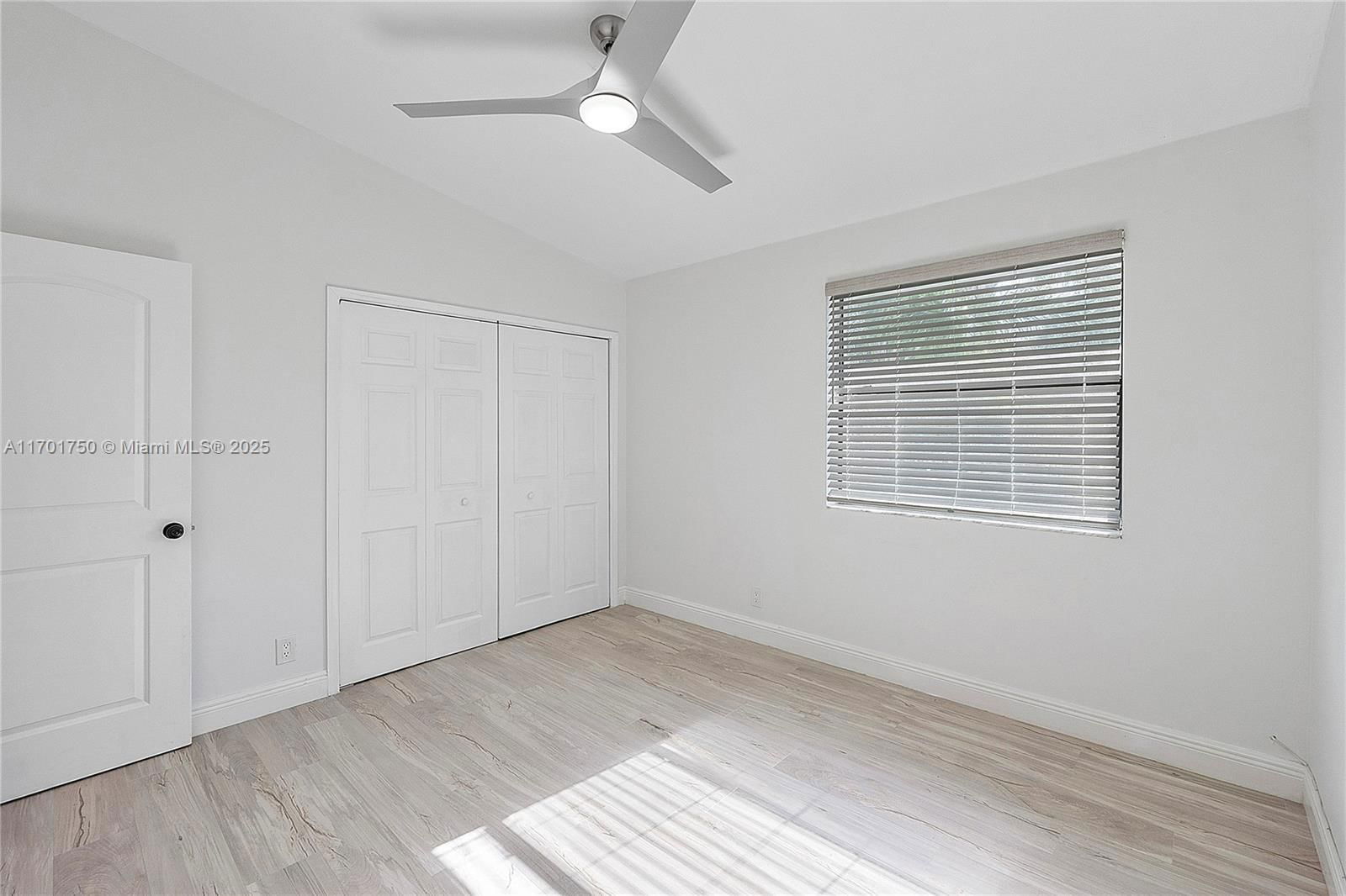 Real estate property located at 9767 Riverside Dr #72-2, Broward, Oakwood On The Green Cond, Coral Springs, FL