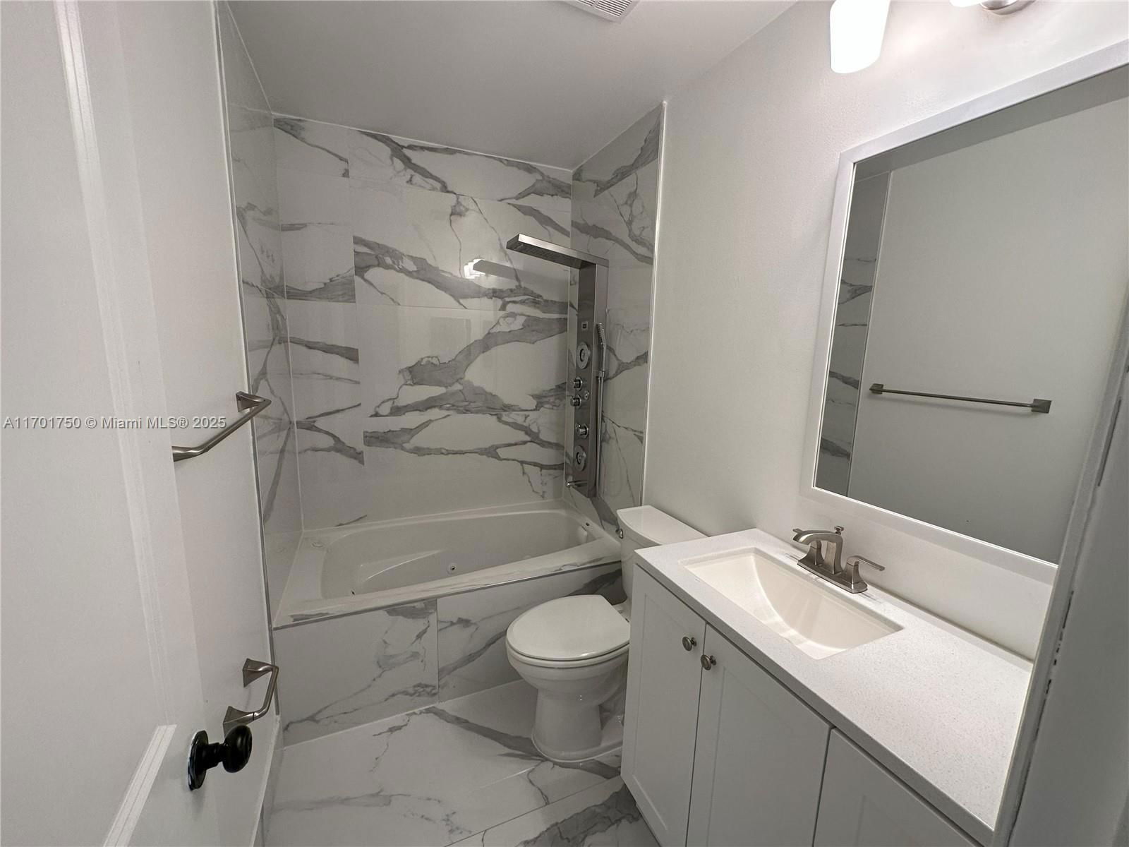 Real estate property located at 9767 Riverside Dr #72-2, Broward, Oakwood On The Green Cond, Coral Springs, FL