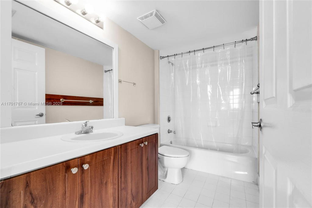 Real estate property located at 3000 Coral Way #1502, Miami-dade, The Aston Condo, Miami, FL