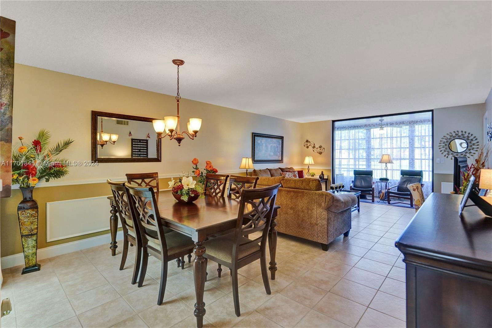 Real estate property located at 9330 Sunrise Lakes Blvd #109, Broward, SUNRISE LAKES 100 CONDO, Sunrise, FL