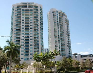 Real estate property located at 19400 Turnberry Way #1012, Miami-Dade, THE PARC AT TURNBERRY ISL, Aventura, FL