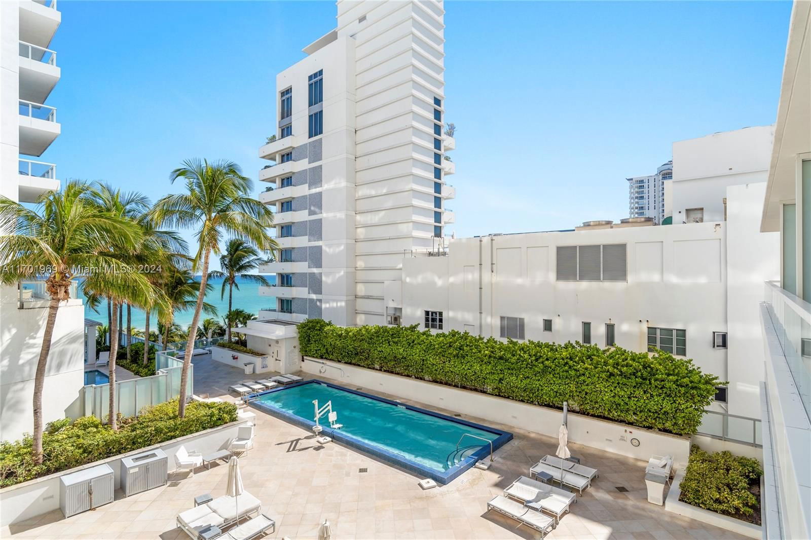 Real estate property located at 4391 Collins Ave #719, Miami-Dade, FONTAINEBLEAU III, Miami Beach, FL